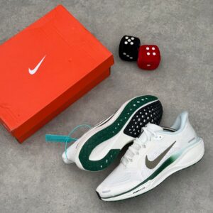 Alternative view of NIKE PEGASUS 41 SNKS LUXURY