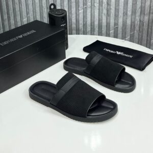 Emporio Armani pam slide triple black