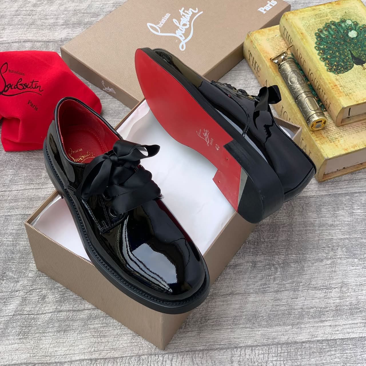 Salvatore Ferragamo Men luxury Shoe - black