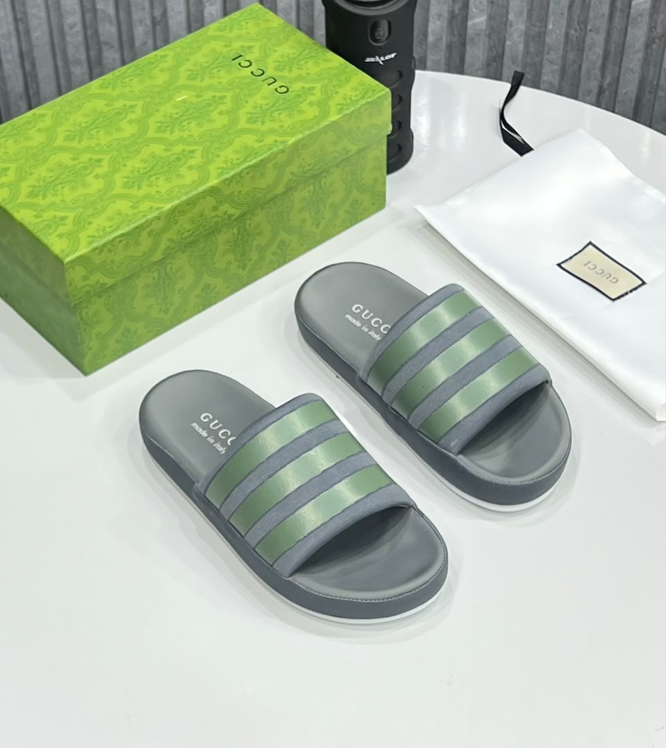 Gucci luxury slide- green