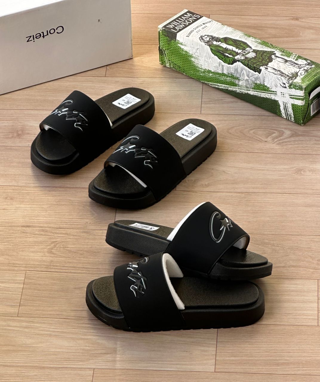 Cortez luxury slide- black