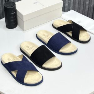 Alternative view of Brunello Cucinelli Luxury Single strap black Slide