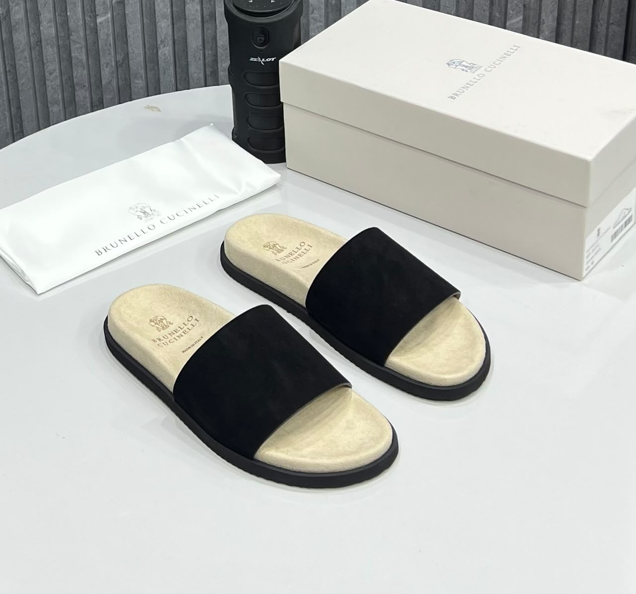 Brunello Cucinelli Luxury Single strap black Slide