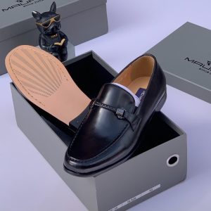 Alternative view of Maurizio Executive Loafer - Black Leather